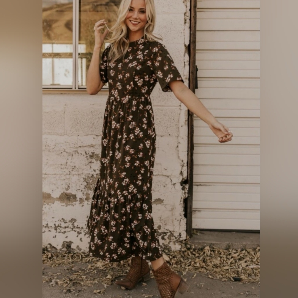 Roolee Mom Hastings Floral Maternity and Nursing Friendly Dress